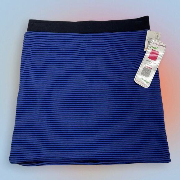 ENERGIE Women’s Small Black / Blue Reversible Stretchy Skirt - Picture 1 of 4